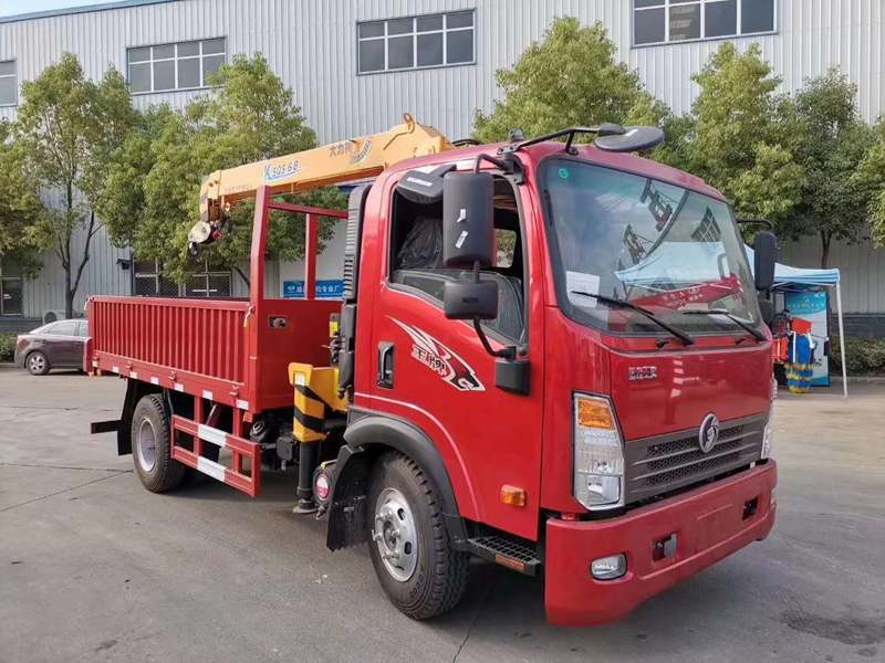 重汽王牌隨車(chē)吊