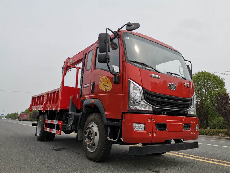 重汽豪曼隨車(chē)吊（廂長(zhǎng)4.2米）